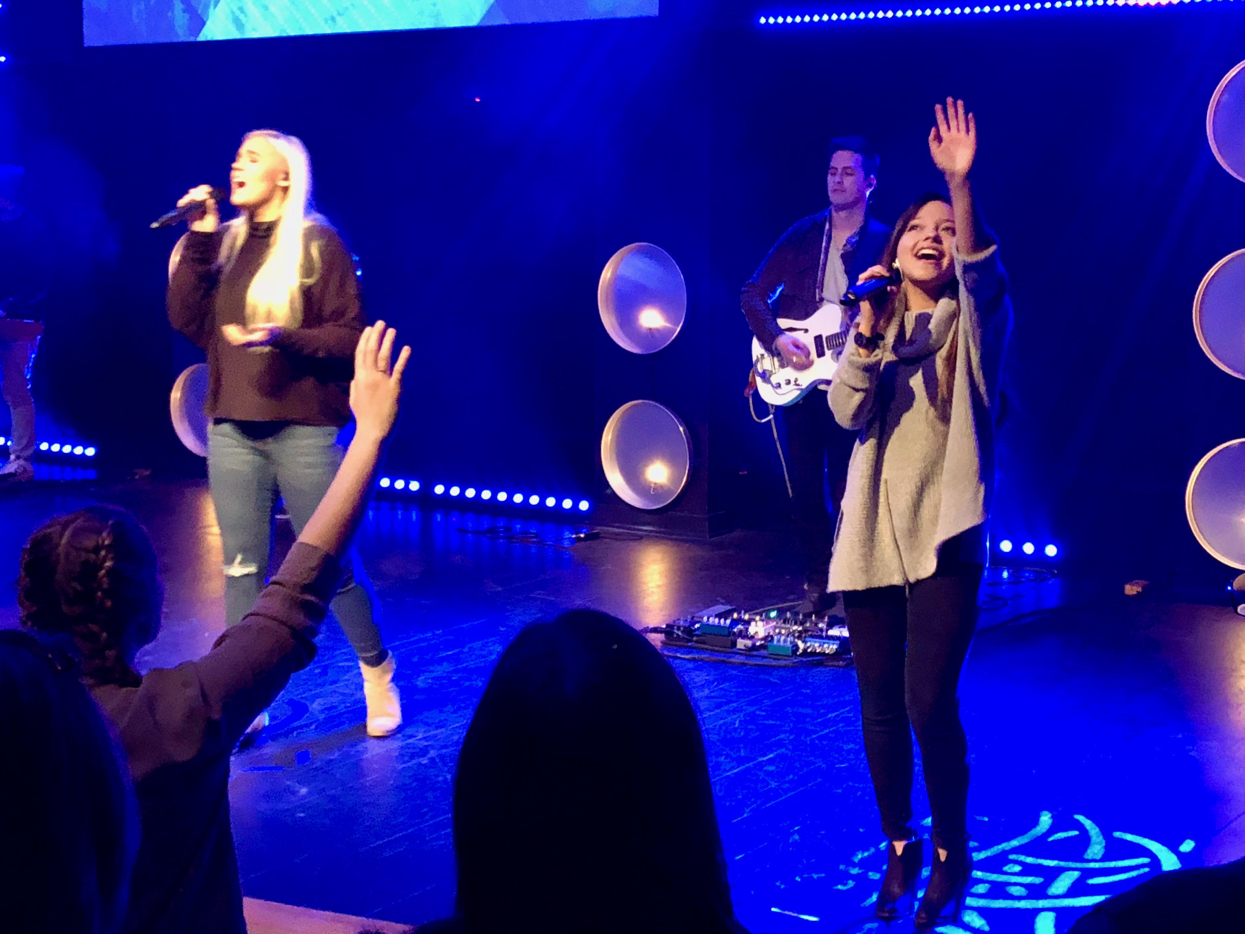 Erynn Skipper singing and leading worship as part of the Zeal Church worship team in Nashville, January 2018.